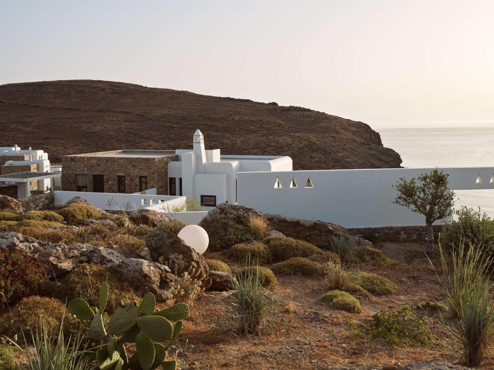 Semeli Coast Mykonos Curio Collection By Hilton Hotel Merchia Beach Bagian luar foto