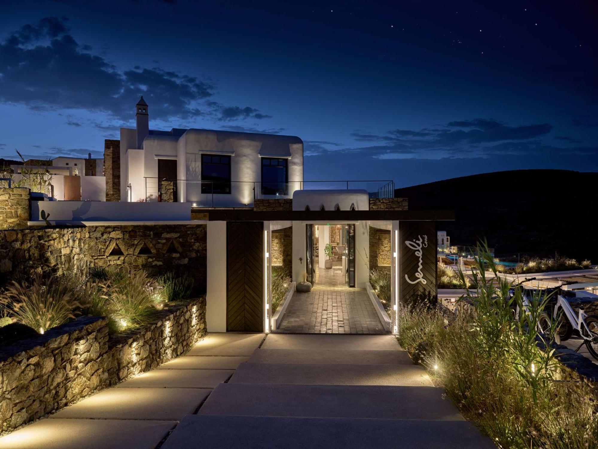 Semeli Coast Mykonos Curio Collection By Hilton Hotel Merchia Beach Bagian luar foto