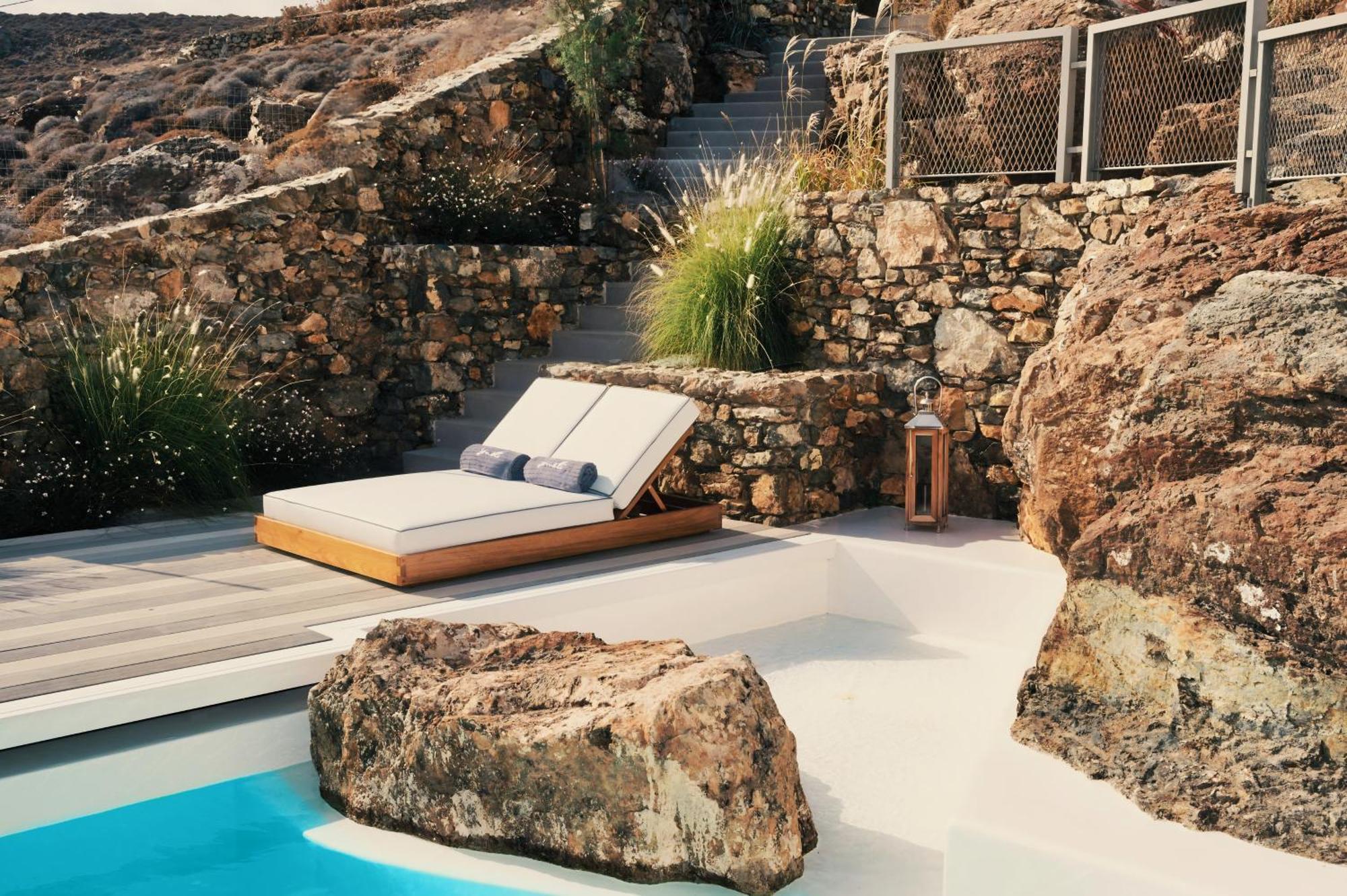 Semeli Coast Mykonos Curio Collection By Hilton Hotel Merchia Beach Bagian luar foto
